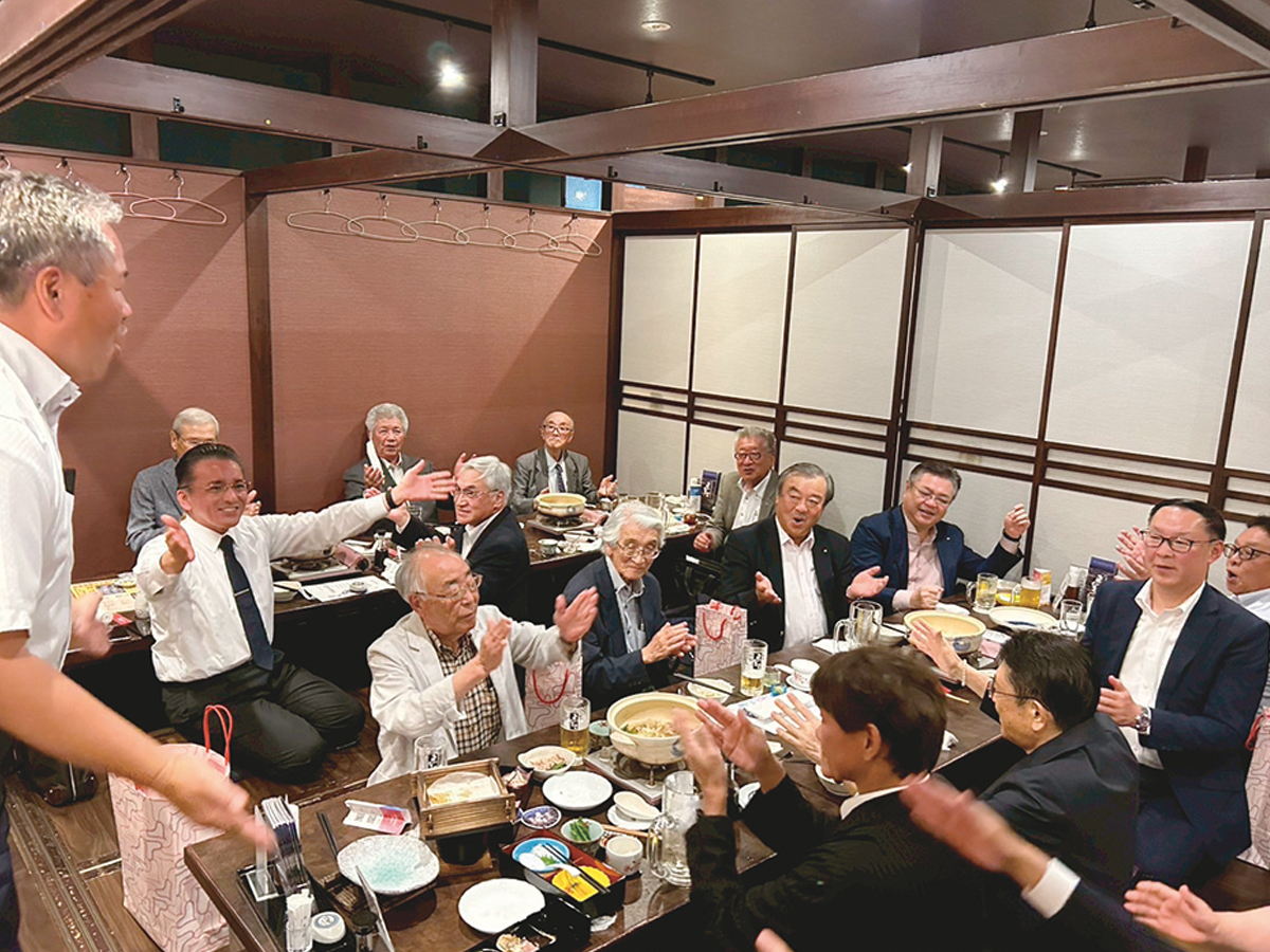 栗栖会員・鵺野会員・山岸会員送別会